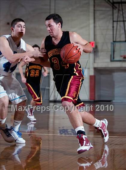 Thumbnail 1 in La Habra vs. Esperanza (Orange Holiday Classic) photogallery.