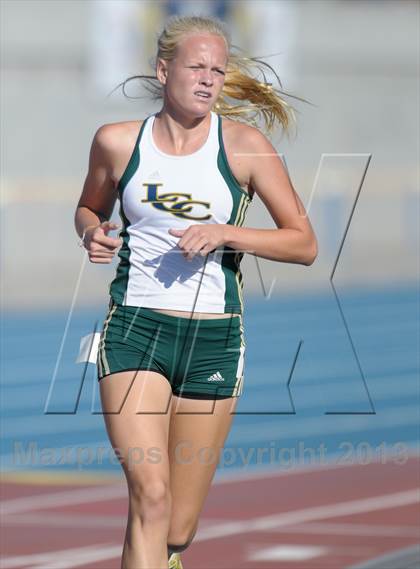 Thumbnail 1 in CIF State Track and Field Championships (Day 1 - Girls 1600m)  photogallery.