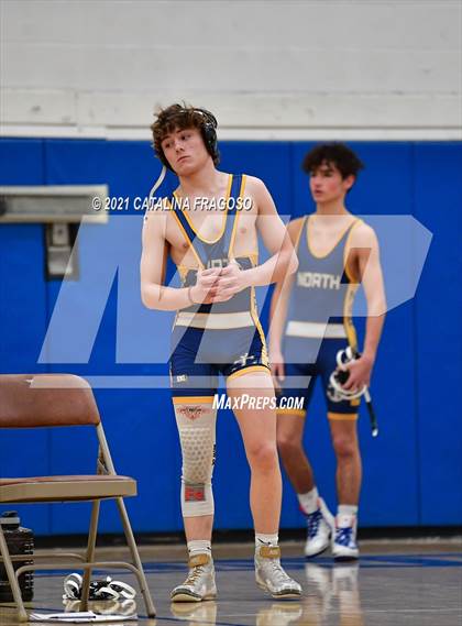 Thumbnail 1 in Toms River East @ Toms River North photogallery.