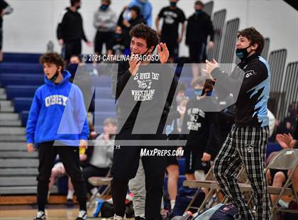 Thumbnail 3 in Toms River East @ Toms River North photogallery.
