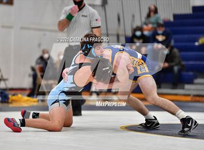 Thumbnail 1 in Toms River East @ Toms River North photogallery.