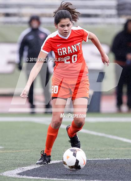 Thumbnail 2 in Grant vs. Cleveland (CIF LACS Playoffs) photogallery.