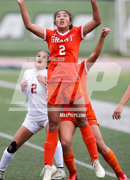 Thumbnail 2 in Grant vs. Cleveland (CIF LACS Playoffs) photogallery.