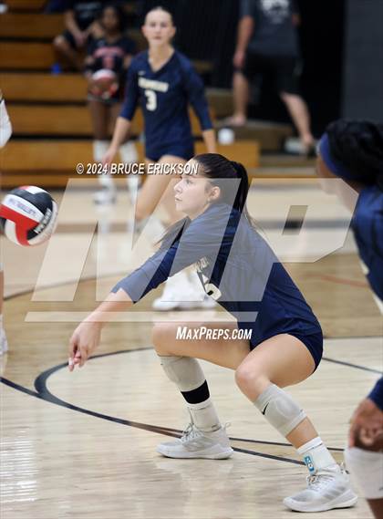 Thumbnail 1 in Vista Murrieta @ Murrieta Valley photogallery.