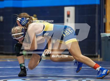 Thumbnail 3 in Canyon Springs vs Boulder City photogallery.