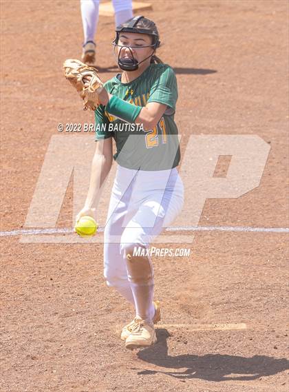 Thumbnail 3 in Leilehua vs Pearl City photogallery.