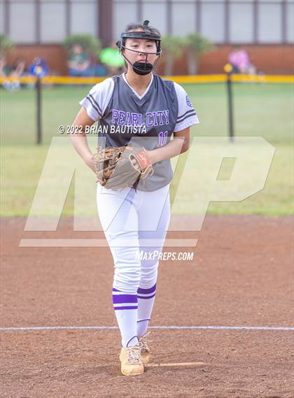 Thumbnail 2 in Leilehua vs Pearl City photogallery.