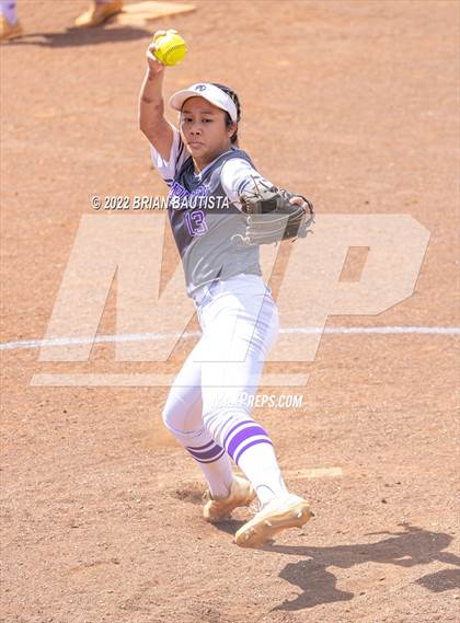 Thumbnail 3 in Leilehua vs Pearl City photogallery.