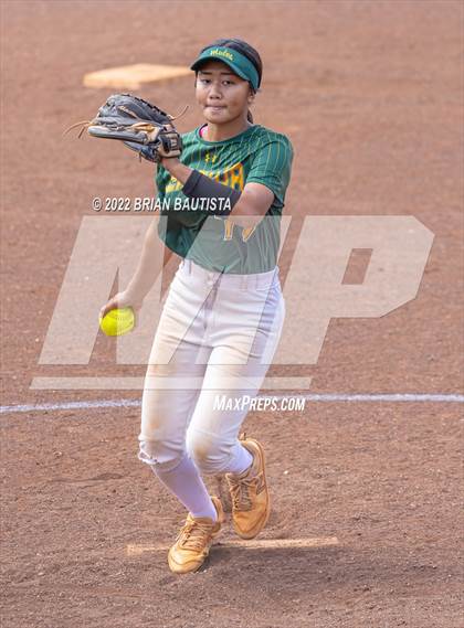 Thumbnail 2 in Leilehua vs Pearl City photogallery.