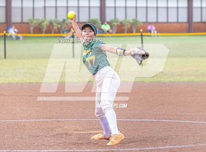 Thumbnail 1 in Leilehua vs Pearl City photogallery.