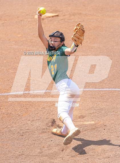 Thumbnail 3 in Leilehua vs Pearl City photogallery.