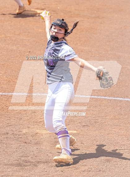 Thumbnail 2 in Leilehua vs Pearl City photogallery.