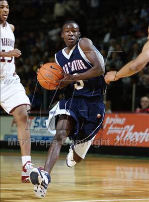 Thumbnail 2 in St. Benedict’s Prep vs Our Savior New American (Prime Time Shootout) photogallery.
