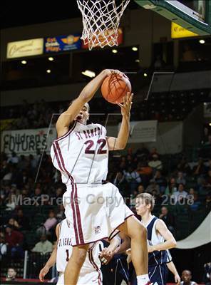 Thumbnail 2 in St. Benedict’s Prep vs Our Savior New American (Prime Time Shootout) photogallery.