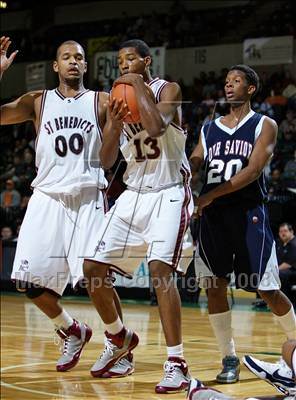 Thumbnail 1 in St. Benedict’s Prep vs Our Savior New American (Prime Time Shootout) photogallery.