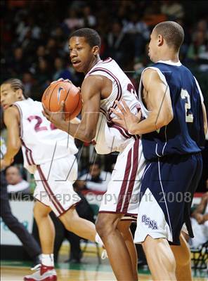 Thumbnail 2 in St. Benedict’s Prep vs Our Savior New American (Prime Time Shootout) photogallery.