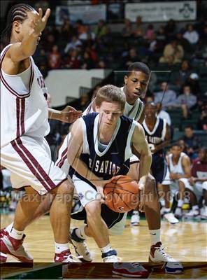 Thumbnail 3 in St. Benedict’s Prep vs Our Savior New American (Prime Time Shootout) photogallery.