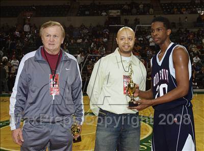 Thumbnail 2 in St. Benedict’s Prep vs Our Savior New American (Prime Time Shootout) photogallery.
