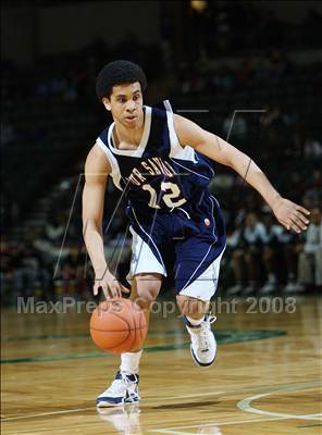 Thumbnail 2 in St. Benedict’s Prep vs Our Savior New American (Prime Time Shootout) photogallery.