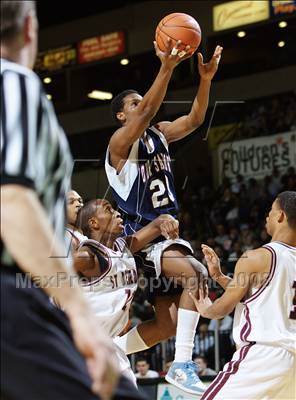 Thumbnail 1 in St. Benedict’s Prep vs Our Savior New American (Prime Time Shootout) photogallery.