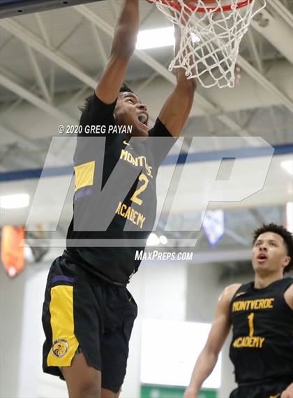 Thumbnail 2 in Montverde Academy vs. Archbishop Carroll (Metro Classic) photogallery.