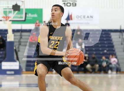 Thumbnail 2 in Montverde Academy vs. Archbishop Carroll (Metro Classic) photogallery.