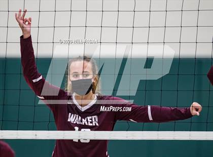 Thumbnail 3 in Walker vs. Harrison photogallery.