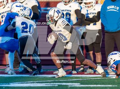 Thumbnail 3 in Middletown vs. Saratoga Springs (NYSPHSAA Class AA Regional) photogallery.