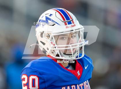 Thumbnail 2 in Middletown vs. Saratoga Springs (NYSPHSAA Class AA Regional) photogallery.