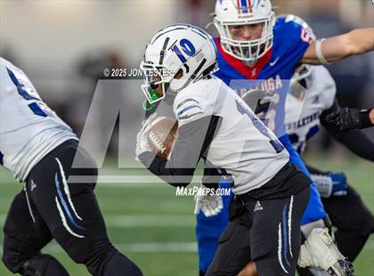 Thumbnail 1 in Middletown vs. Saratoga Springs (NYSPHSAA Class AA Regional) photogallery.