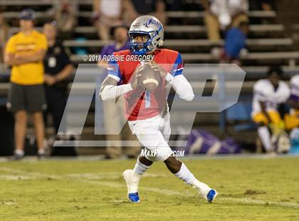 Thumbnail 1 in Northwestern @ Byrnes photogallery.