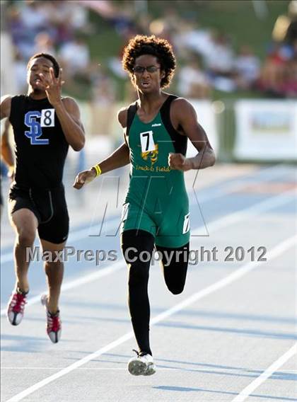 Thumbnail 3 in CIF State Track & Field Championships (Boys Preliminary Track Events) photogallery.