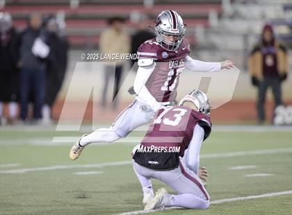 Thumbnail 2 in Elizabeth vs. Wellington (CHSAA 2A Final) photogallery.