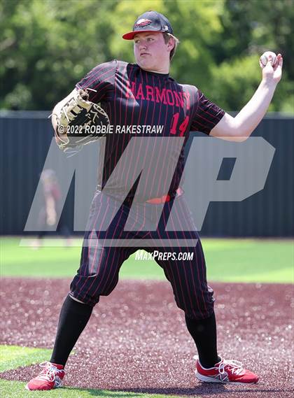 Thumbnail 3 in Harmony vs. Gunter (UIL 3A Region II Regional Semifinal) photogallery.