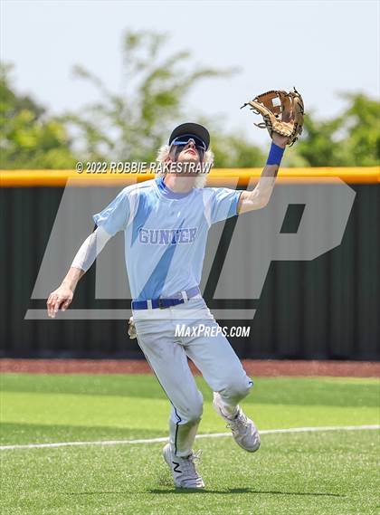 Thumbnail 3 in Harmony vs. Gunter (UIL 3A Region II Regional Semifinal) photogallery.