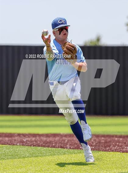 Thumbnail 1 in Harmony vs. Gunter (UIL 3A Region II Regional Semifinal) photogallery.