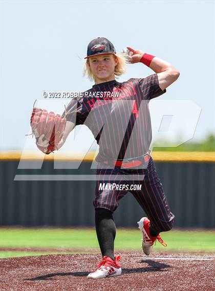 Thumbnail 1 in Harmony vs. Gunter (UIL 3A Region II Regional Semifinal) photogallery.