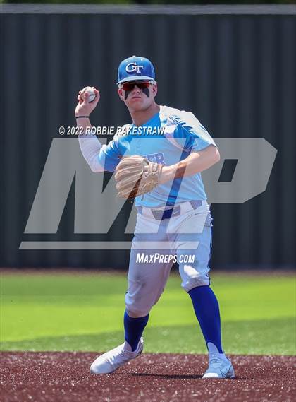 Thumbnail 3 in Harmony vs. Gunter (UIL 3A Region II Regional Semifinal) photogallery.