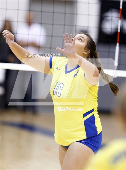 Thumbnail 2 in Bakersfield Christian vs. Exeter (CIF CS D2 Final) photogallery.