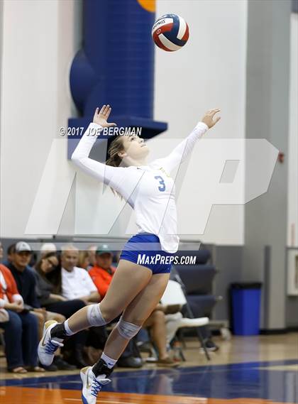 Thumbnail 2 in Bakersfield Christian vs. Exeter (CIF CS D2 Final) photogallery.