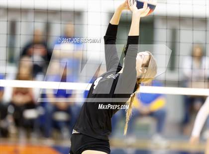 Thumbnail 3 in Bakersfield Christian vs. Exeter (CIF CS D2 Final) photogallery.