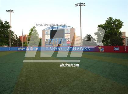 Thumbnail 2 in Blue Valley vs. Manhattan (KSHSAA 6A Final) photogallery.