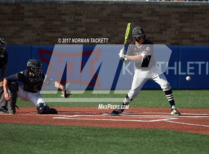 Thumbnail 2 in Blue Valley vs. Manhattan (KSHSAA 6A Final) photogallery.