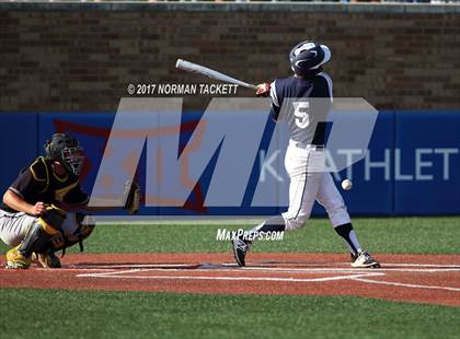 Thumbnail 3 in Blue Valley vs. Manhattan (KSHSAA 6A Final) photogallery.