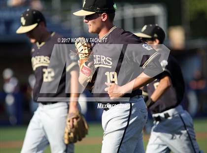 Thumbnail 3 in Blue Valley vs. Manhattan (KSHSAA 6A Final) photogallery.