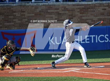 Thumbnail 3 in Blue Valley vs. Manhattan (KSHSAA 6A Final) photogallery.