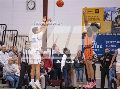 Thumbnail 2 in Washington vs. Olentangy Berlin photogallery.