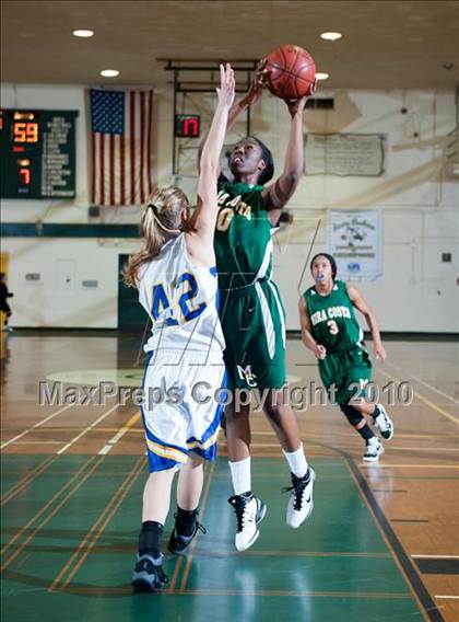 Thumbnail 2 in Mira Costa vs Agoura (Santa Barbara Tournament of Champions) photogallery.