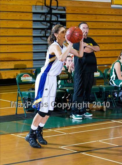 Thumbnail 3 in Mira Costa vs Agoura (Santa Barbara Tournament of Champions) photogallery.