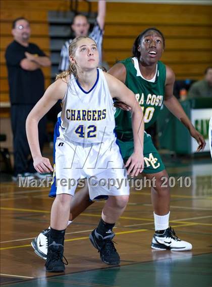 Thumbnail 1 in Mira Costa vs Agoura (Santa Barbara Tournament of Champions) photogallery.